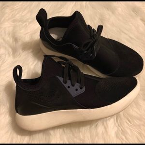 Nike Lunar Charge ⚡️